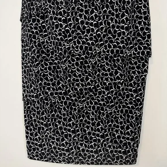 WHBM Instantly Slimming Strapless Sheath Dress Size 8 Tiered Stretch Black White - Picture 3 of 15